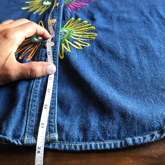 Bob Amalie T-shirt Sz medium - Picture 7 of 8